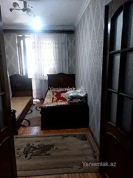 Satılır 4 otaqlı köhnə tikili 85 m²