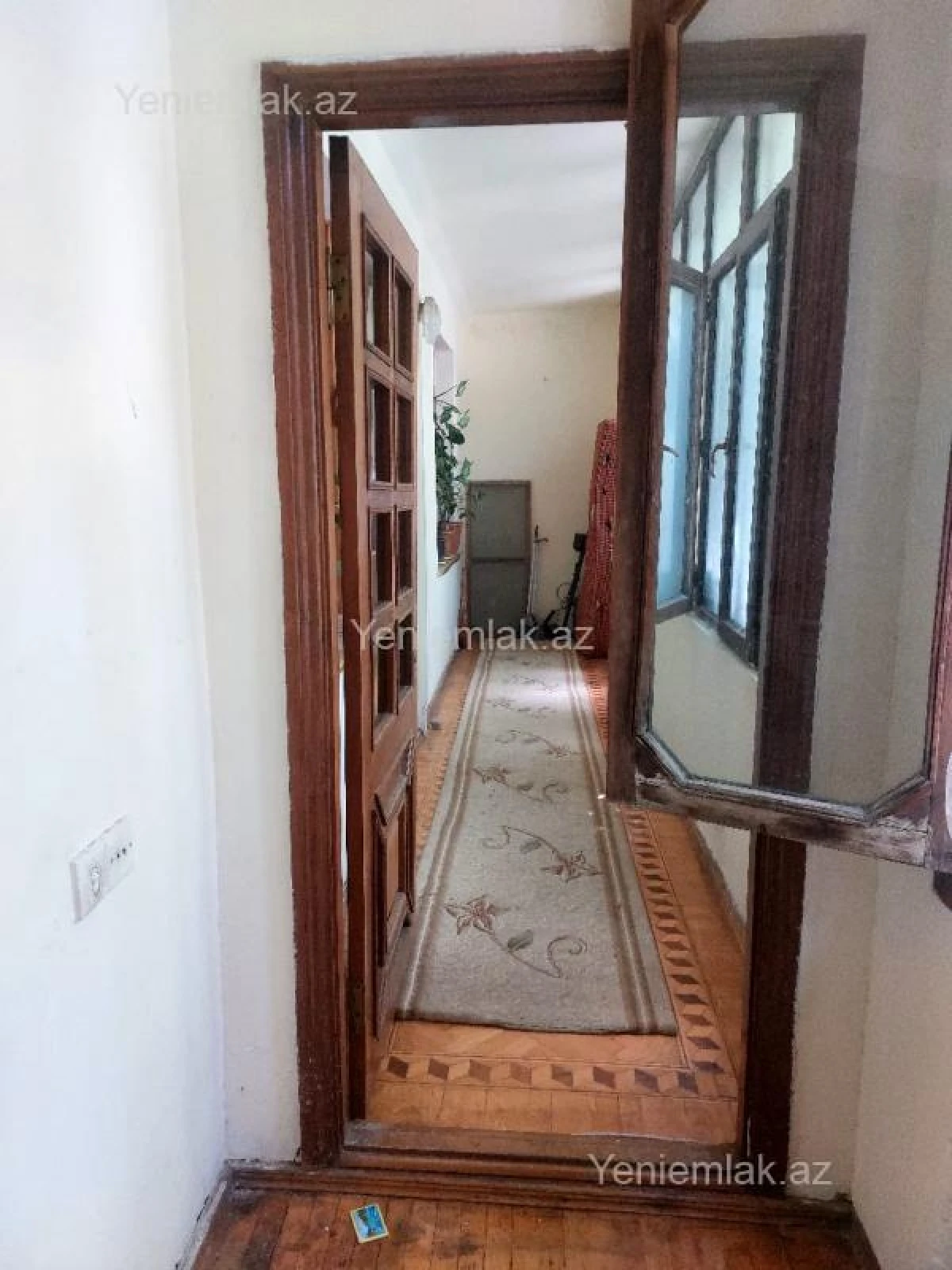 Satılır 4 otaqlı köhnə tikili 85 m²
