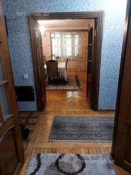 Satılır 4 otaqlı köhnə tikili 85 m²