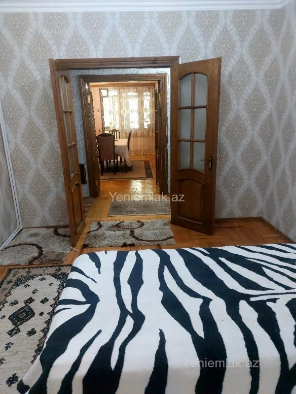 Satılır 4 otaqlı köhnə tikili 85 m²