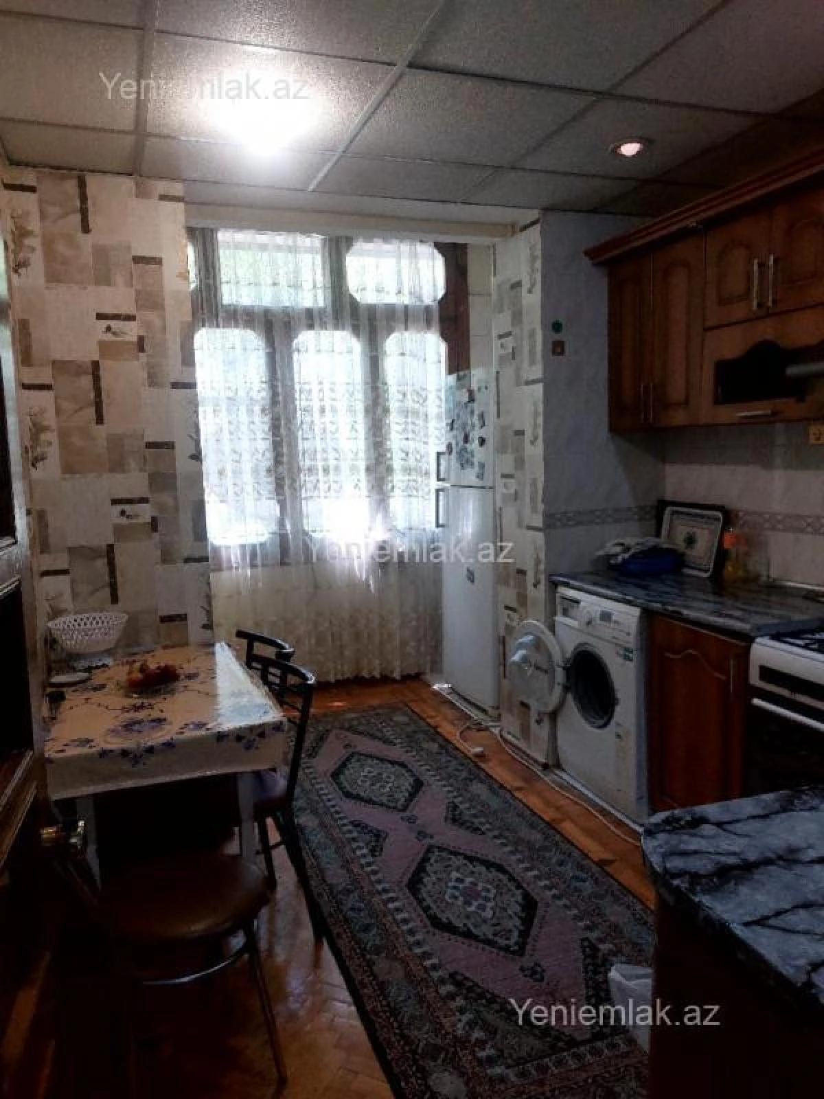 Satılır 4 otaqlı köhnə tikili 85 m²