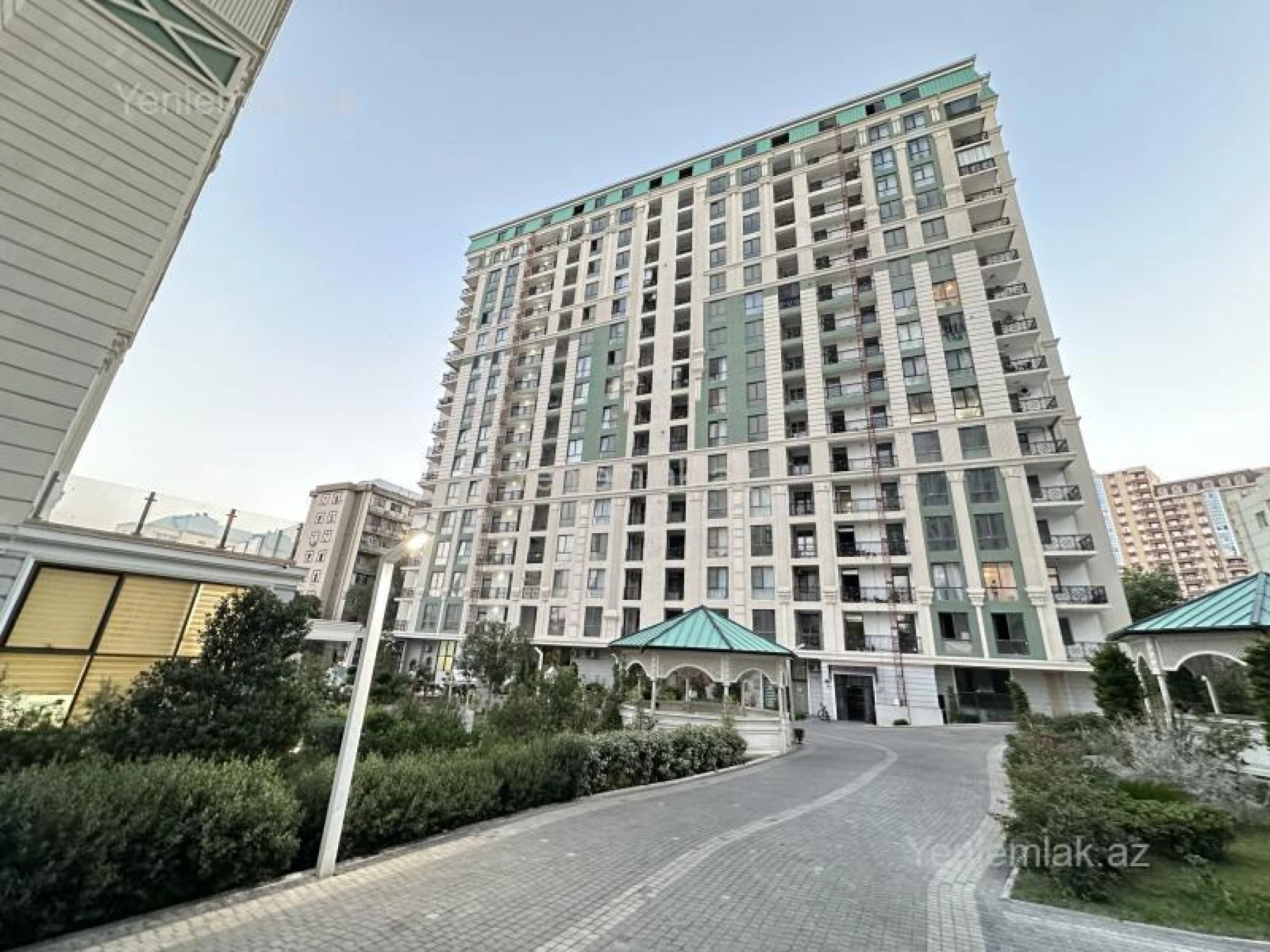 Satılır 2 otaqlı yeni tikili 60 m²