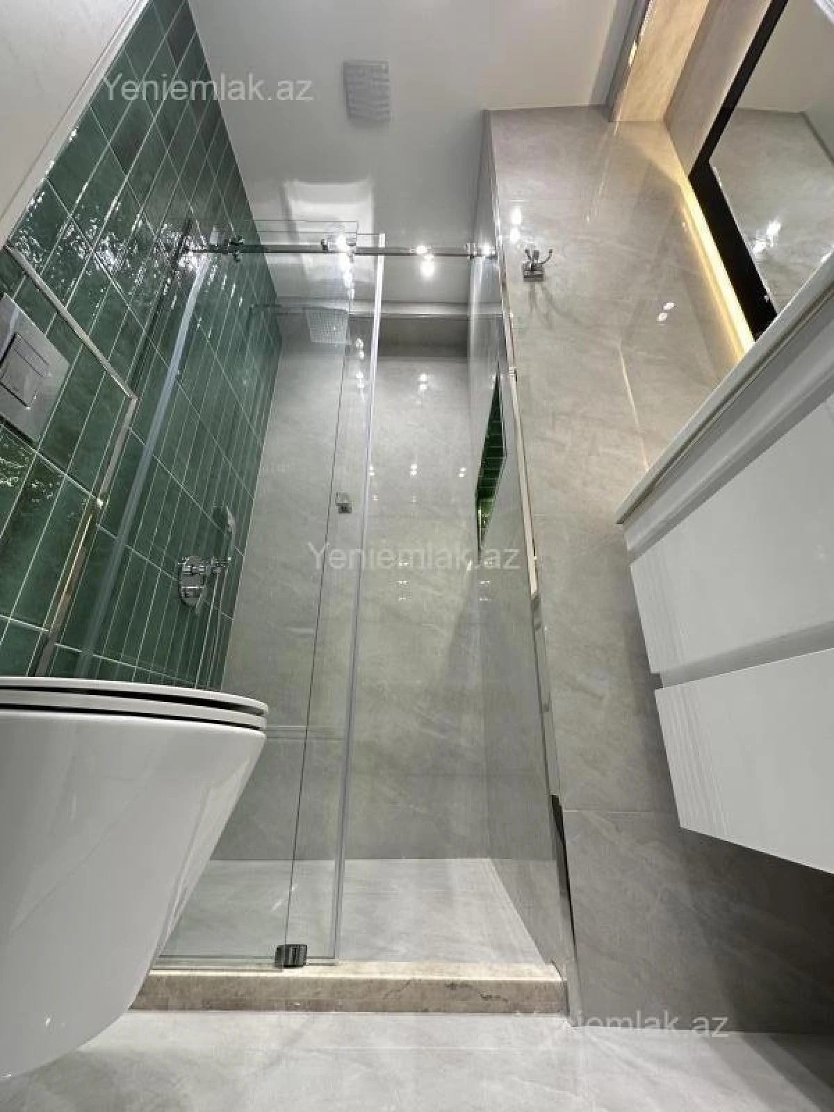 Satılır 2 otaqlı yeni tikili 60 m²