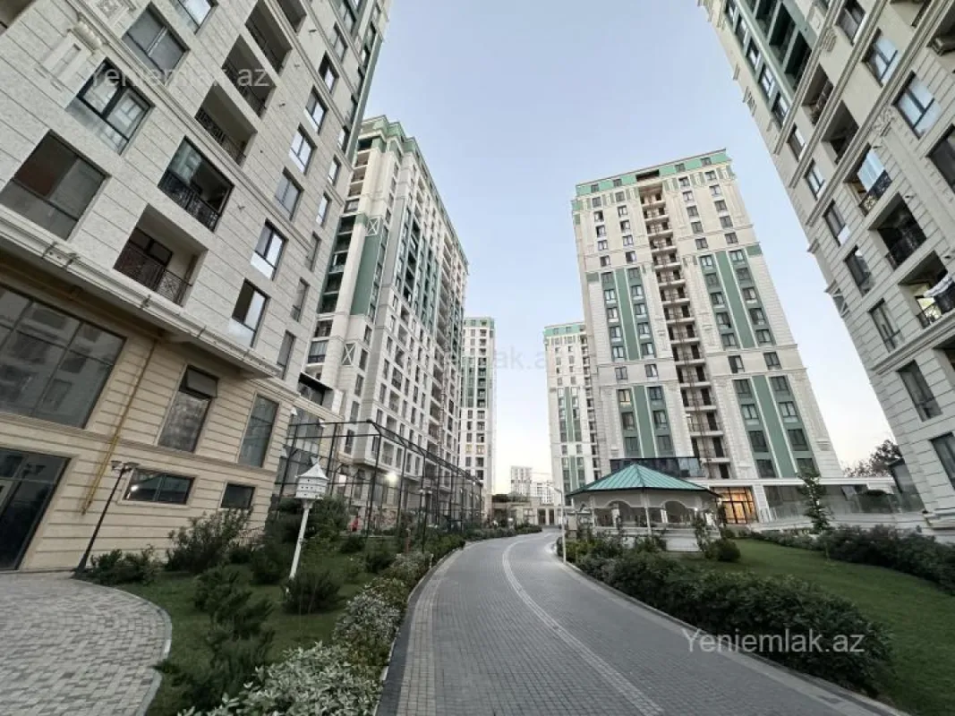 Satılır 2 otaqlı yeni tikili 60 m²