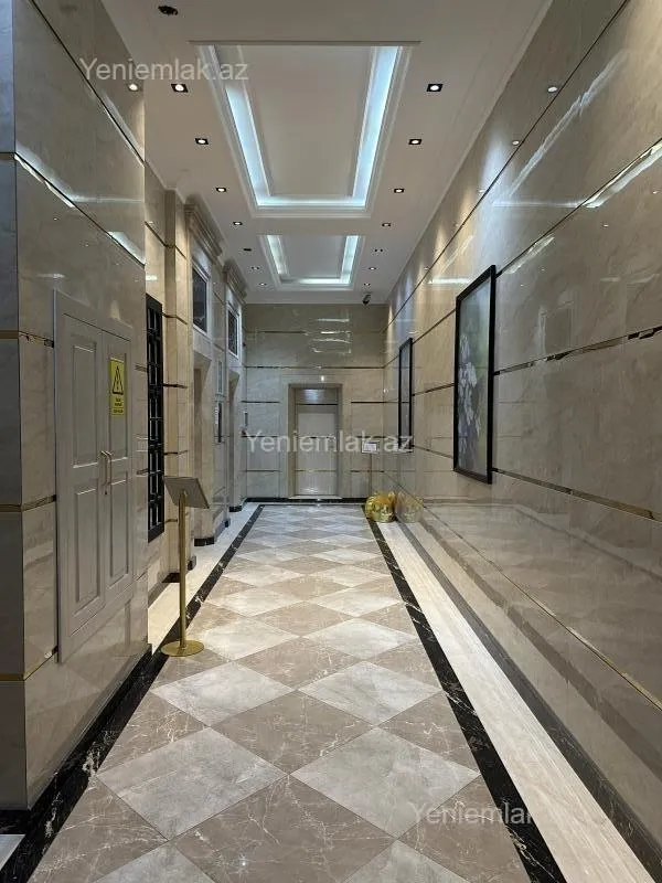 Satılır 2 otaqlı yeni tikili 60 m²