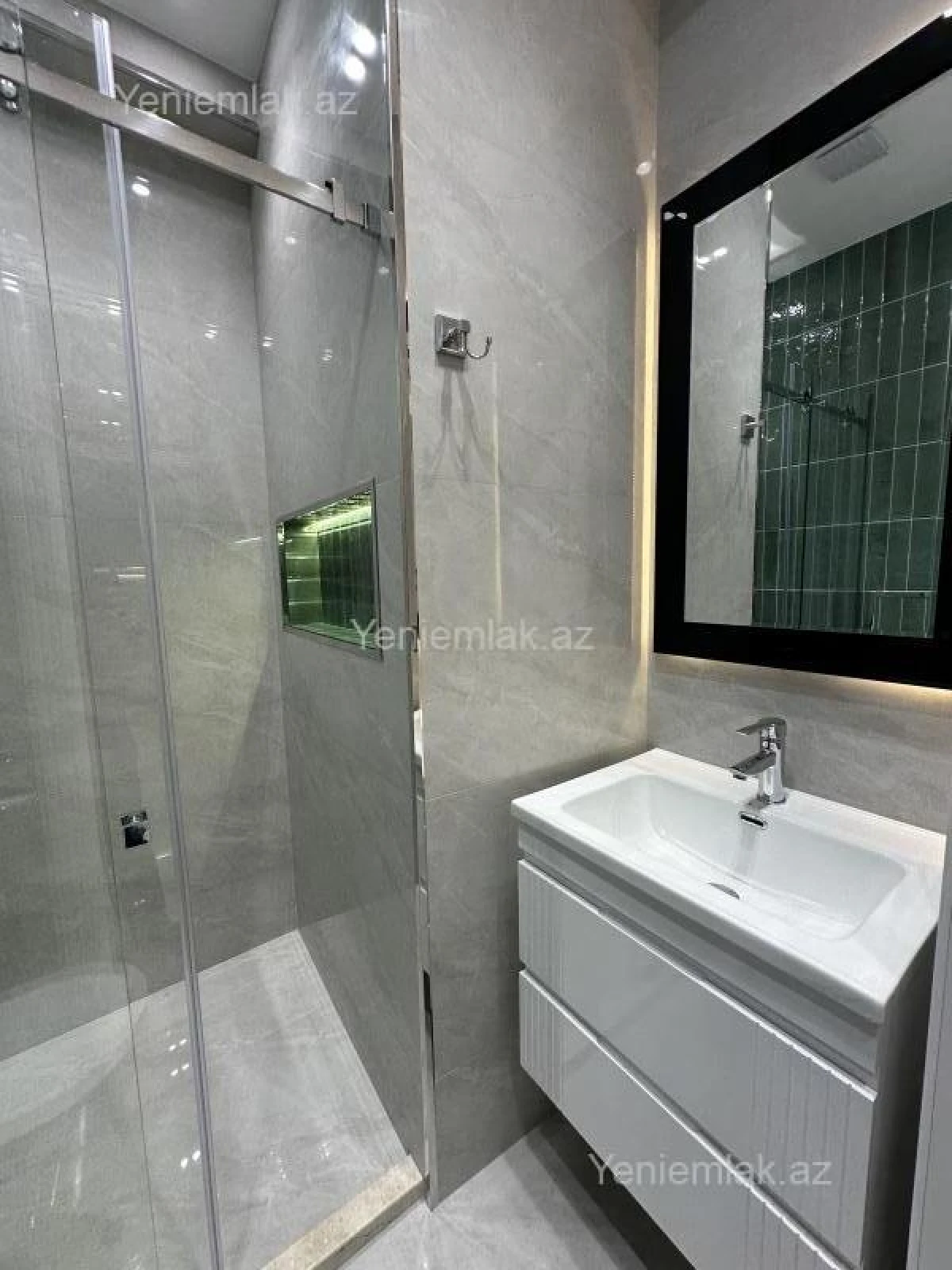 Satılır 2 otaqlı yeni tikili 60 m²