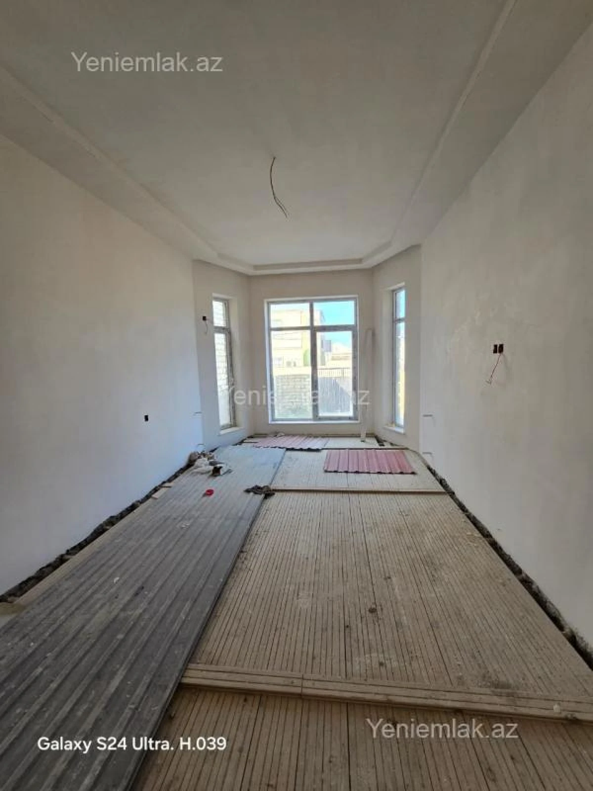 Satılır 4 otaqlı həyət evi 120 m²