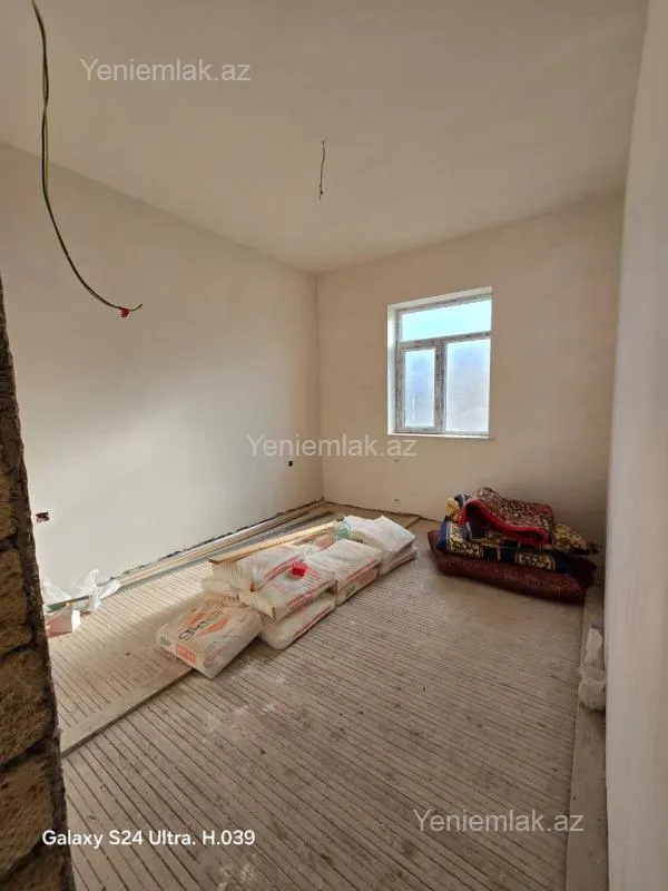 Satılır 4 otaqlı həyət evi 120 m²