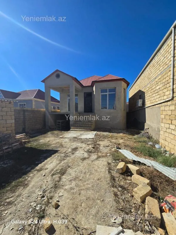 Satılır 4 otaqlı həyət evi 120 m²