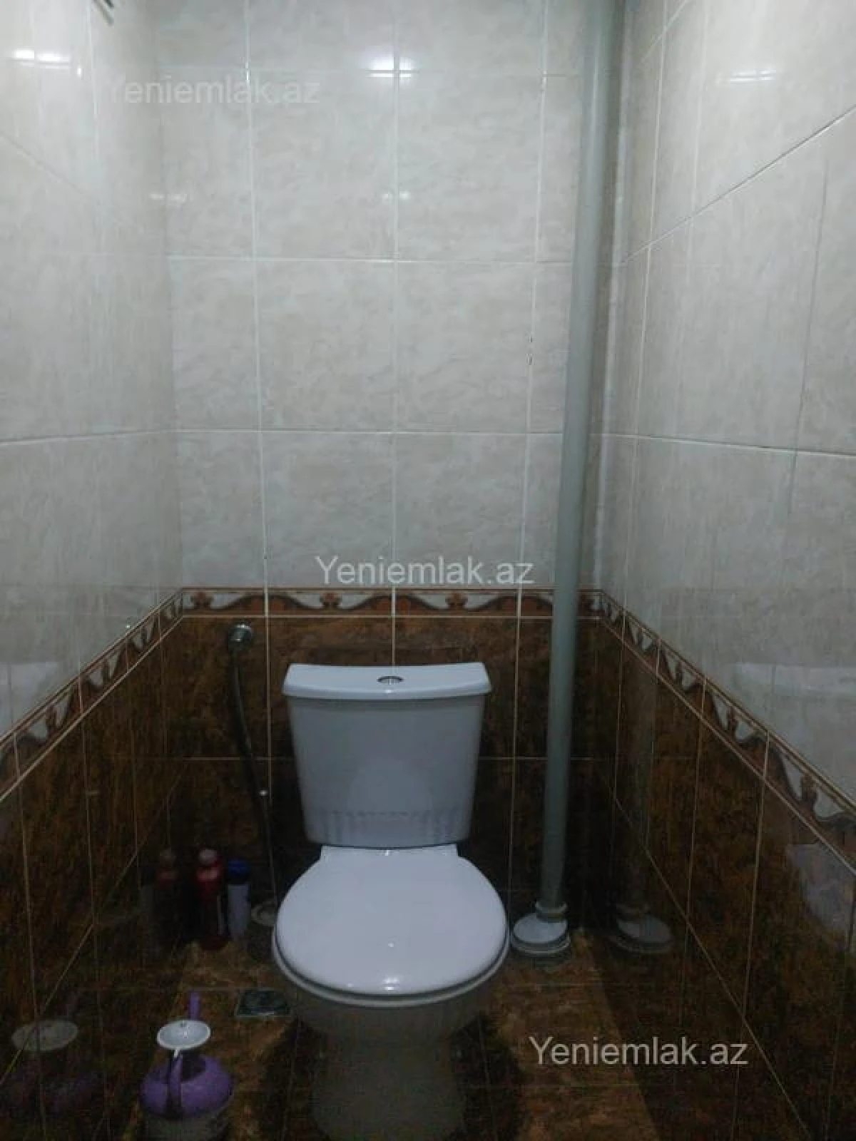 Satılır 5 otaqlı köhnə tikili 130 m²