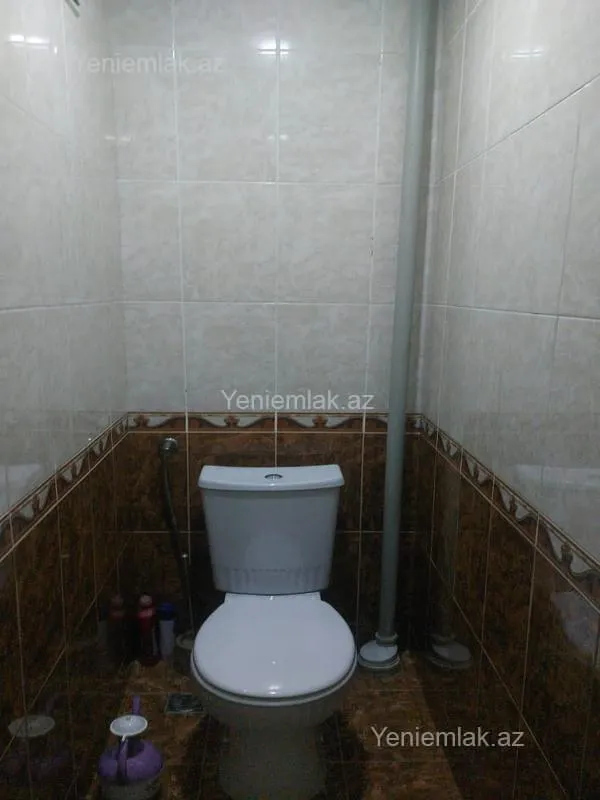Satılır 5 otaqlı köhnə tikili 130 m²