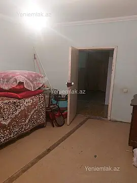 Satılır 5 otaqlı köhnə tikili 130 m²