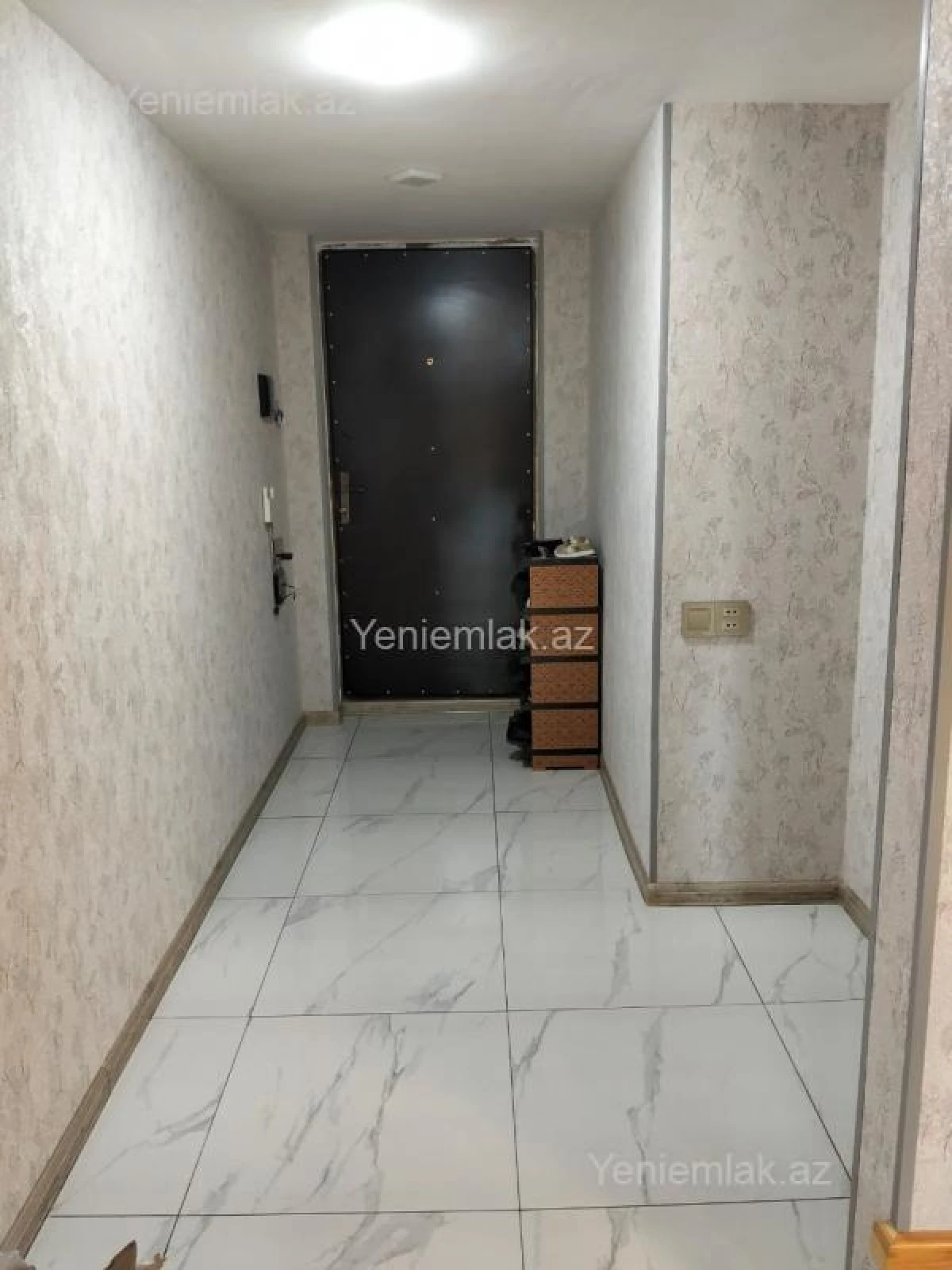 Satılır 3 otaqlı yeni tikili 70 m²