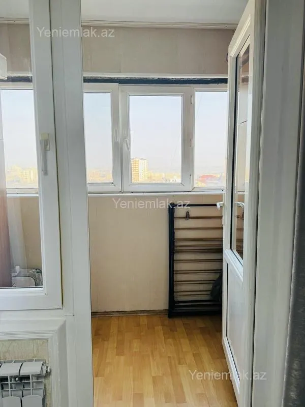 Satılır 3 otaqlı köhnə tikili 80 m²