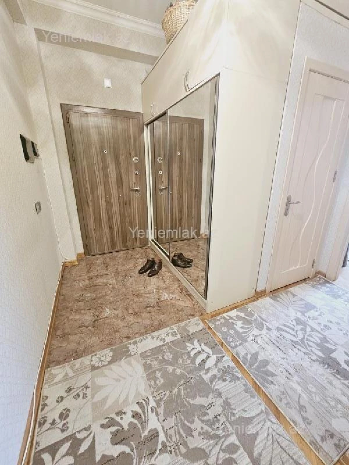 Satılır 3 otaqlı yeni tikili 86 m²