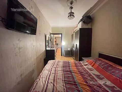 Satılır 2 otaqlı köhnə tikili 42 m²