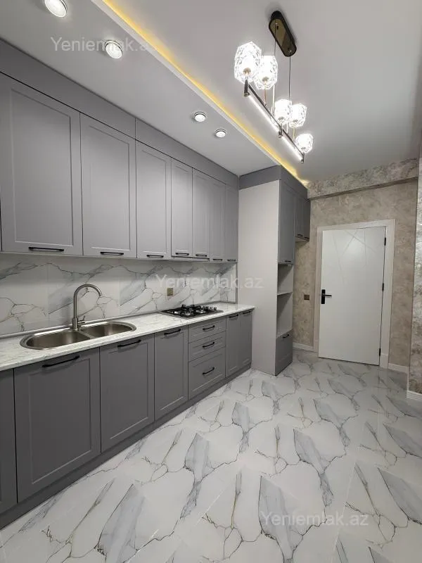 Satılır 2 otaqlı yeni tikili 90 m²