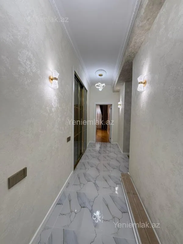 Satılır 2 otaqlı yeni tikili 90 m²