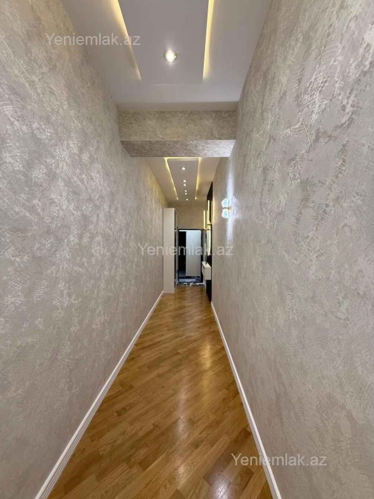 Satılır 2 otaqlı yeni tikili 90 m²