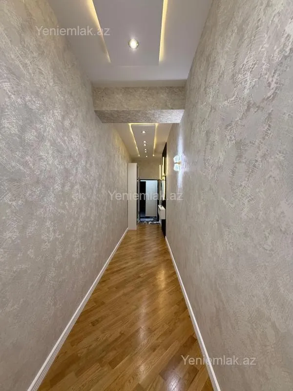 Satılır 2 otaqlı yeni tikili 90 m²