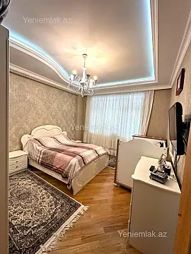Satılır 4 otaqlı yeni tikili 140 m²