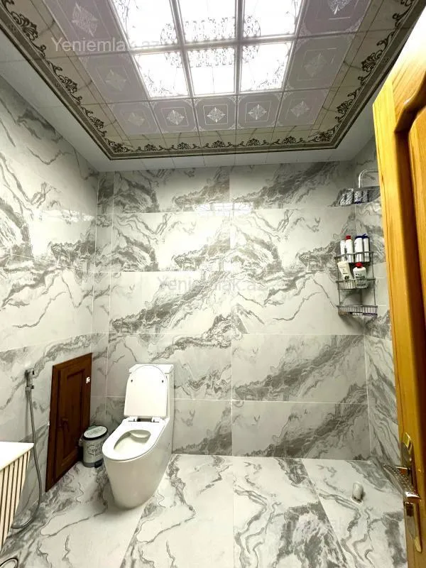 Satılır 4 otaqlı yeni tikili 140 m²