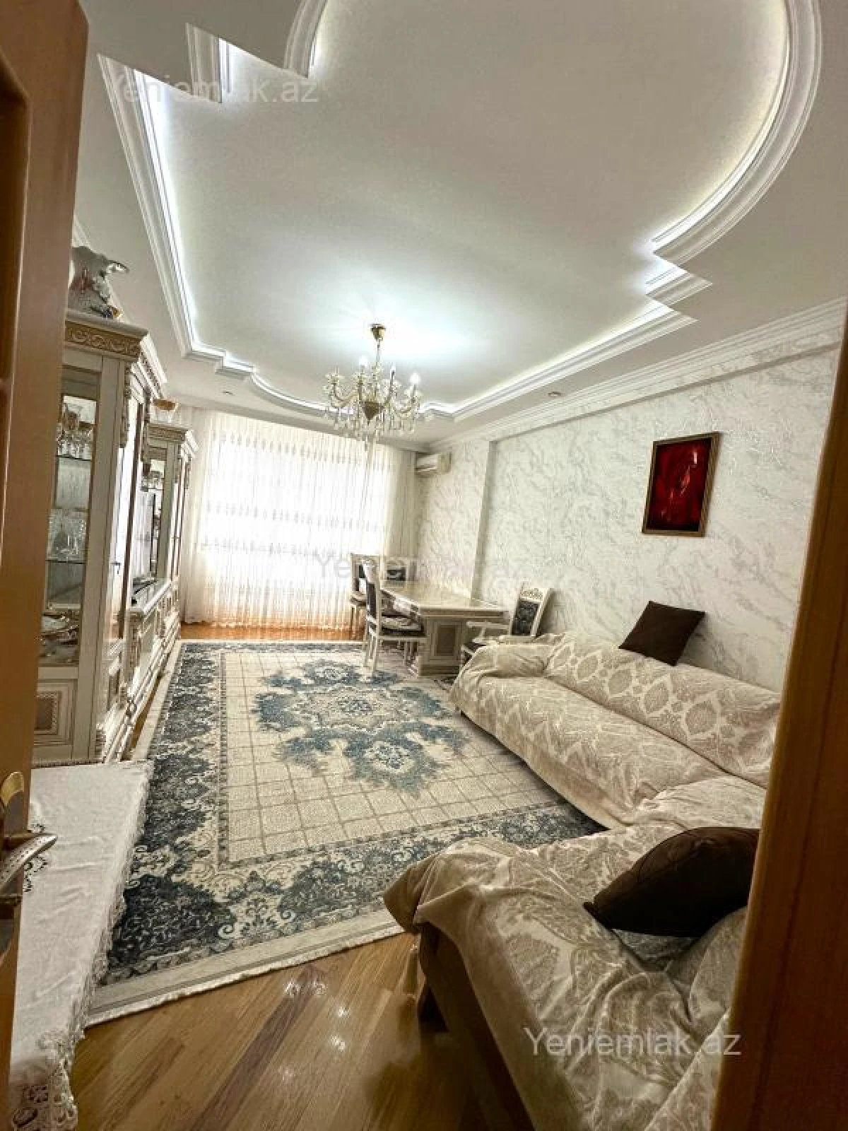 Satılır 4 otaqlı yeni tikili 140 m²