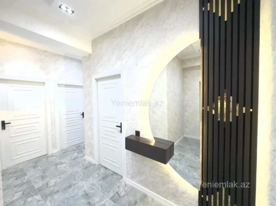 Satılır 3 otaqlı yeni tikili 90 m²