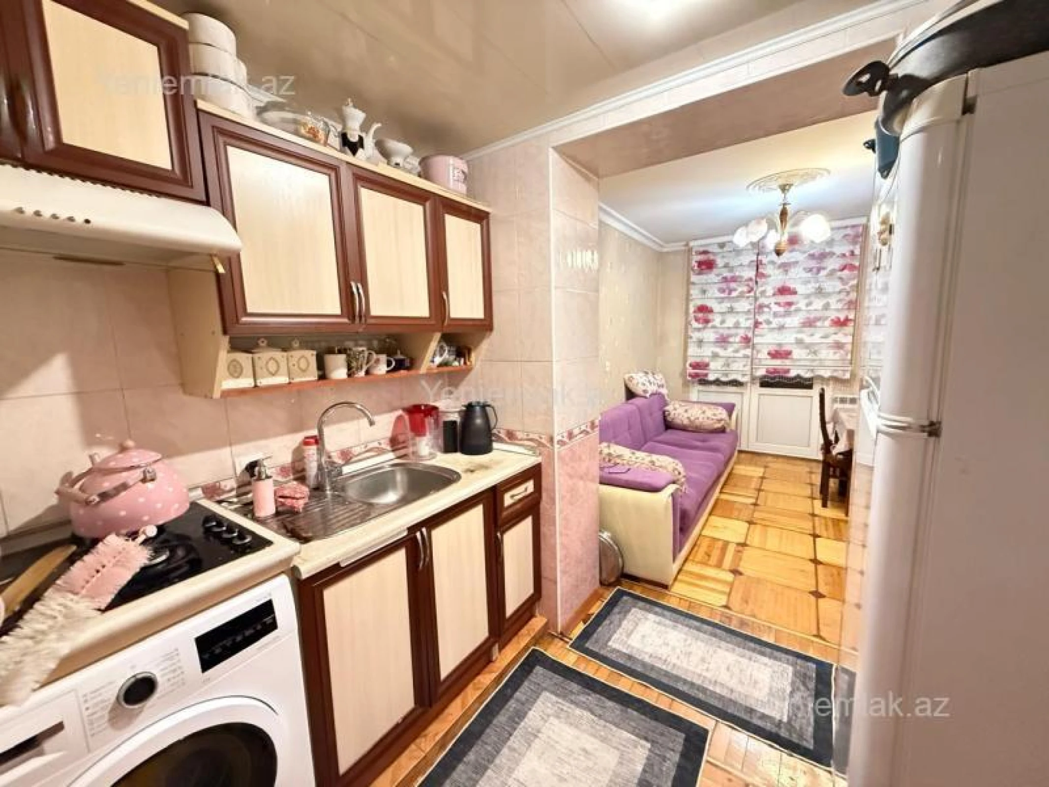 Satılır 2 otaqlı köhnə tikili 70 m²