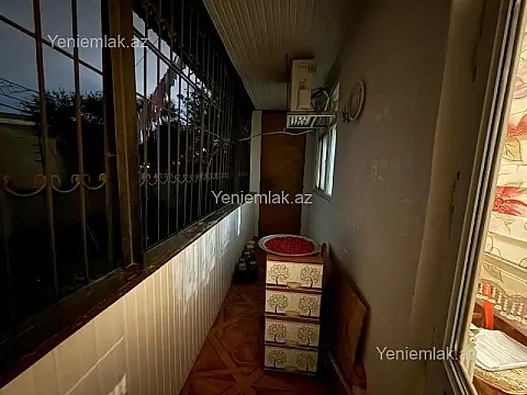 Satılır 2 otaqlı köhnə tikili 70 m²
