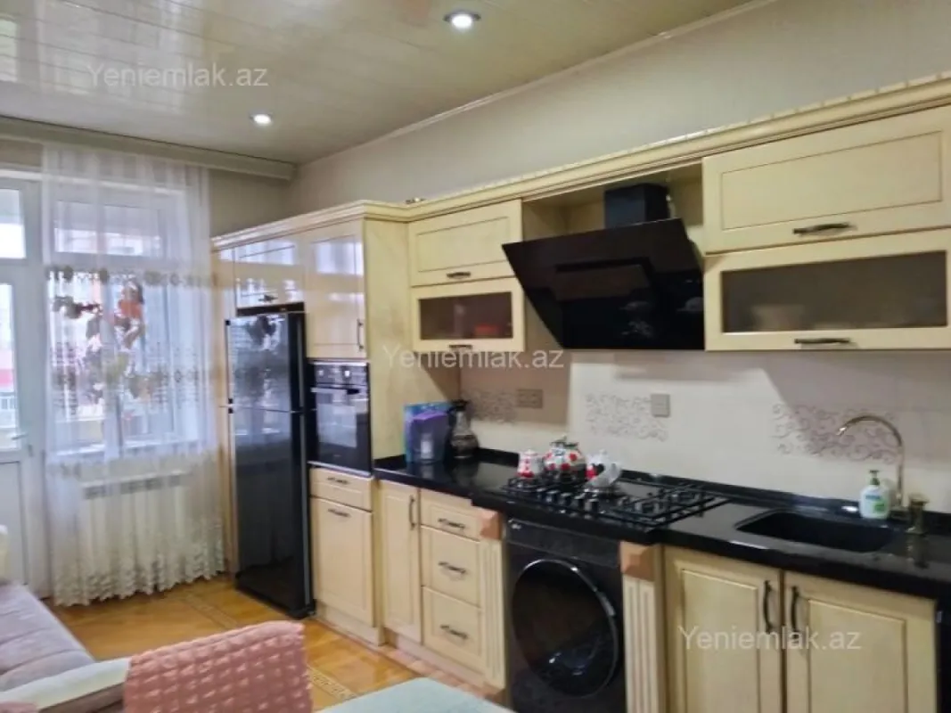 Satılır 2 otaqlı yeni tikili 85 m²