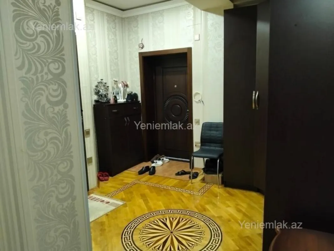 Satılır 2 otaqlı yeni tikili 85 m²