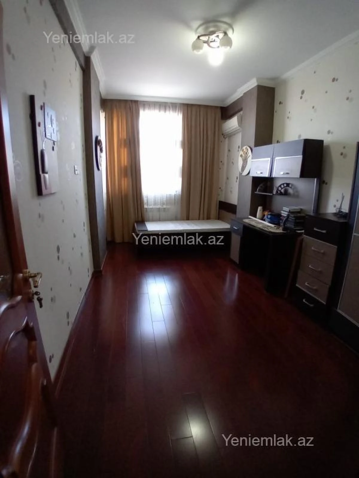 Satılır 3 otaqlı yeni tikili 118 m²