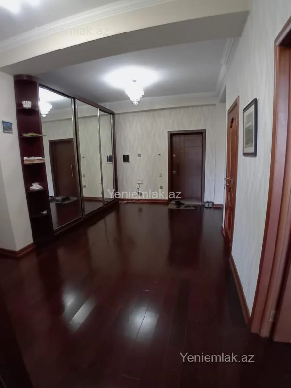 Satılır 3 otaqlı yeni tikili 118 m²