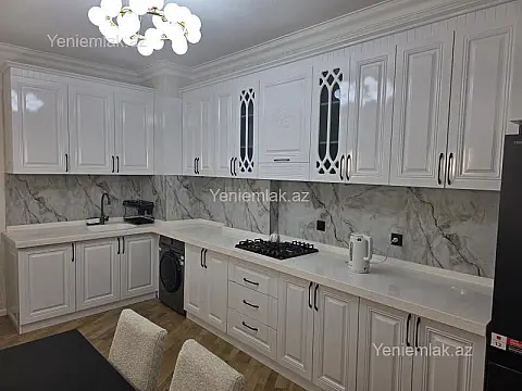 Satılır 3 otaqlı yeni tikili 125 m²