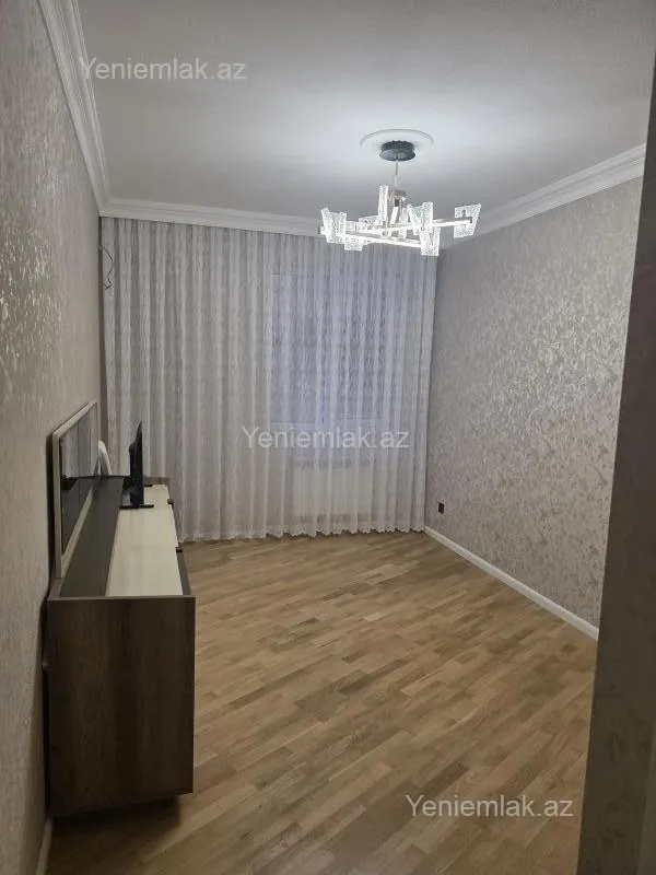 Satılır 3 otaqlı yeni tikili 125 m²