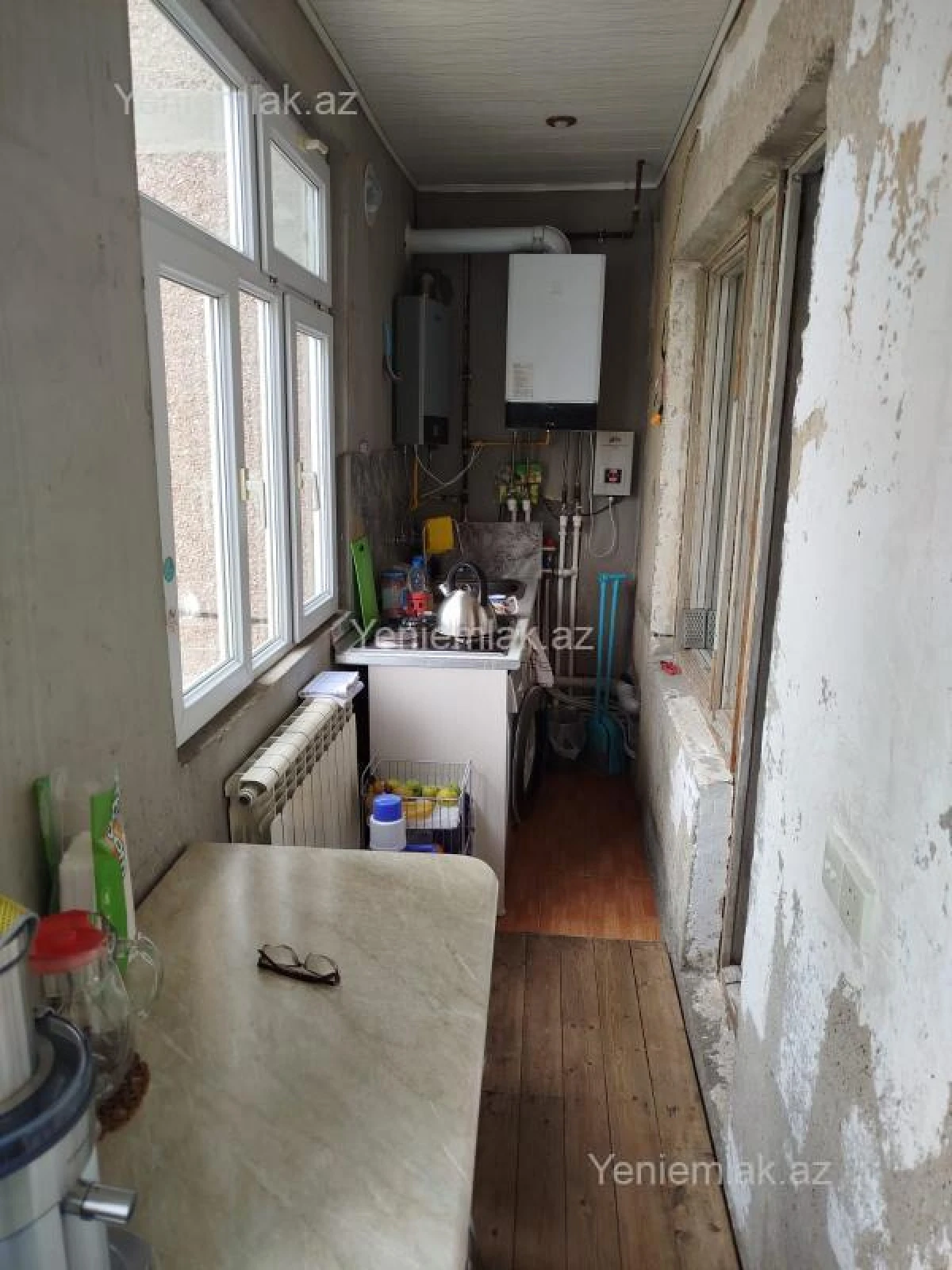 Satılır 2 otaqlı köhnə tikili 56 m²