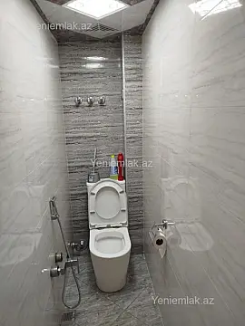 Satılır 2 otaqlı köhnə tikili 56 m²