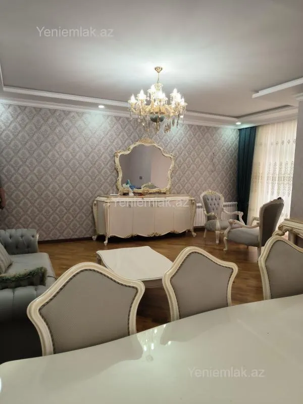 Satılır 4 otaqlı yeni tikili 150 m²