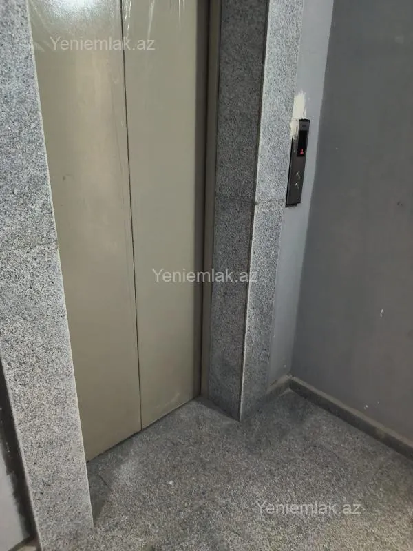 Satılır 4 otaqlı yeni tikili 150 m²