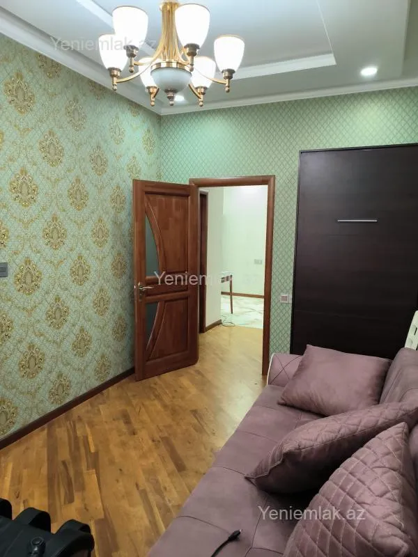 Satılır 4 otaqlı yeni tikili 150 m²