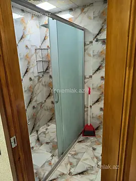 Satılır 4 otaqlı yeni tikili 150 m²