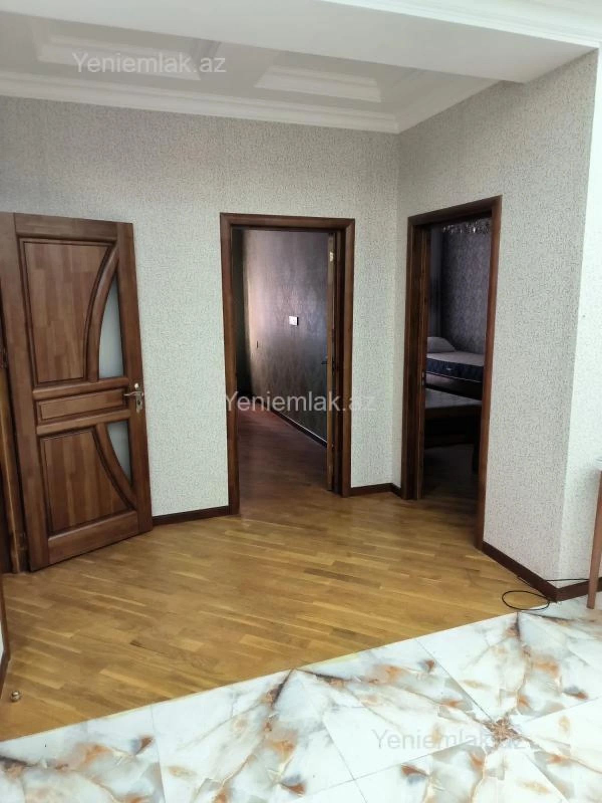 Satılır 4 otaqlı yeni tikili 150 m²