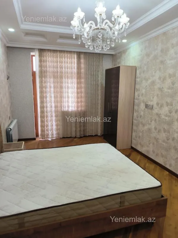 Satılır 4 otaqlı yeni tikili 150 m²