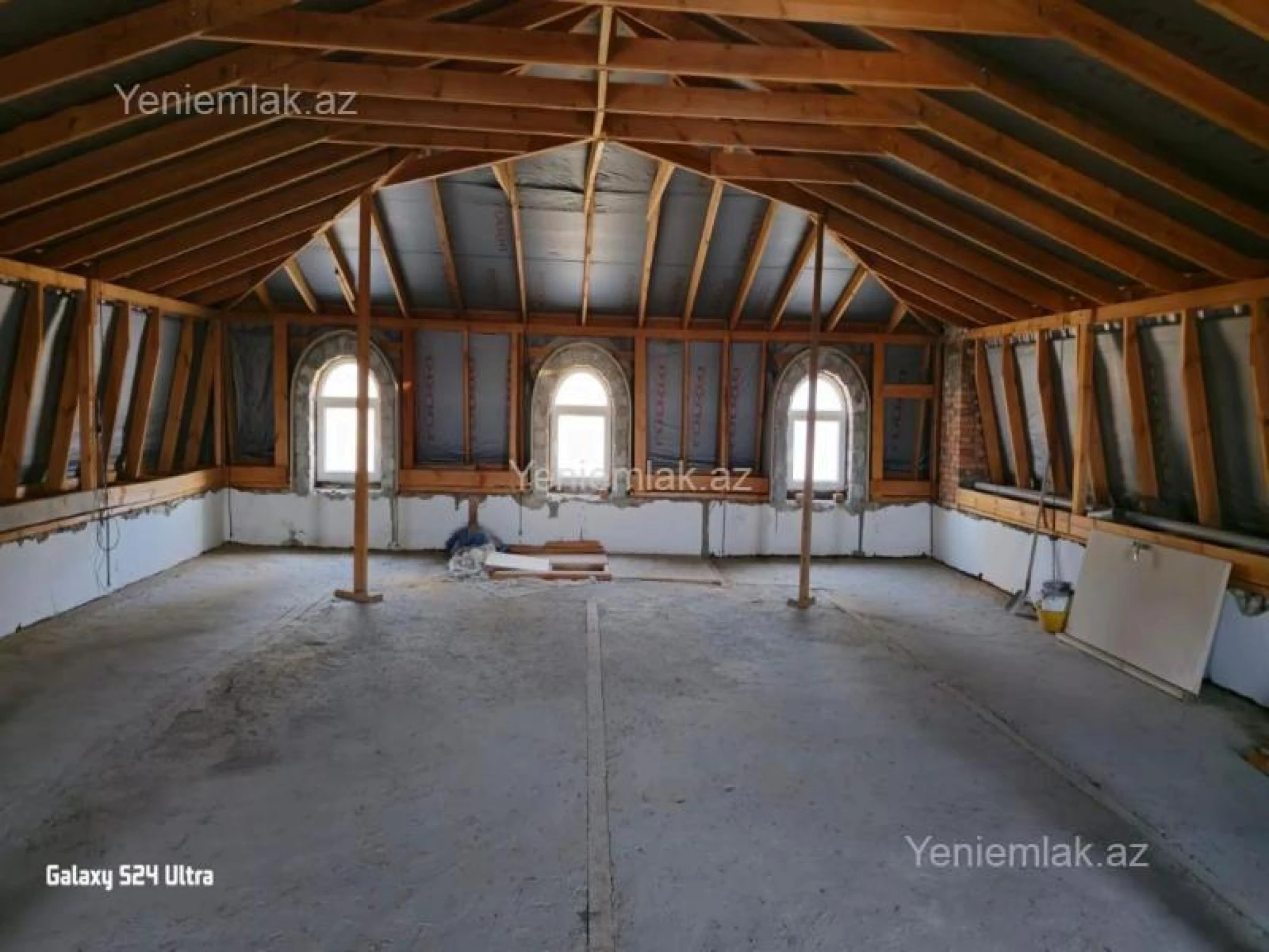 Satılır 6 otaqlı həyət evi 420 m²