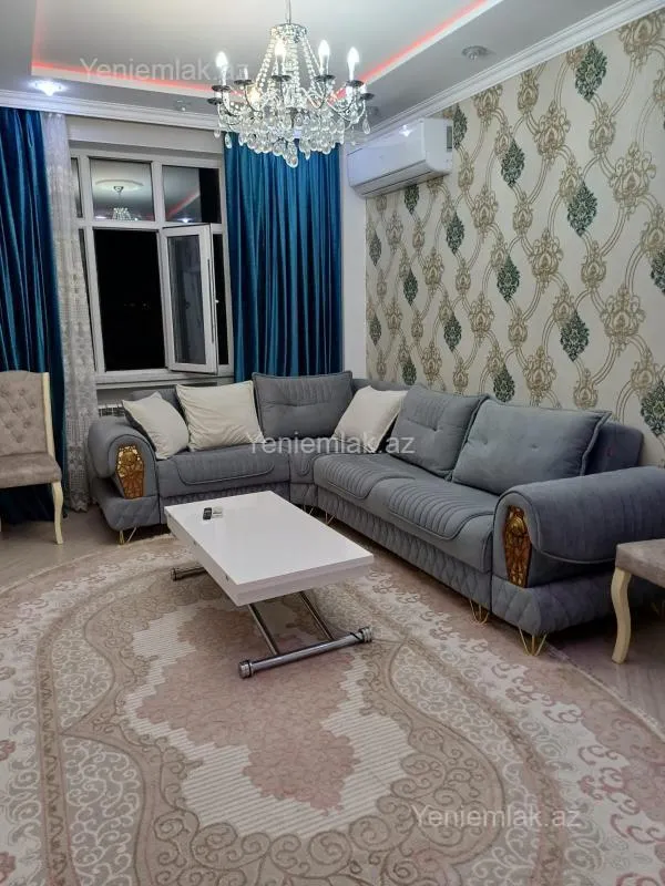 Satılır 3 otaqlı yeni tikili 85 m²