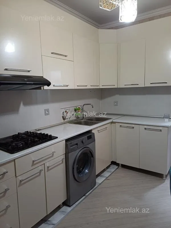 Satılır 3 otaqlı yeni tikili 85 m²