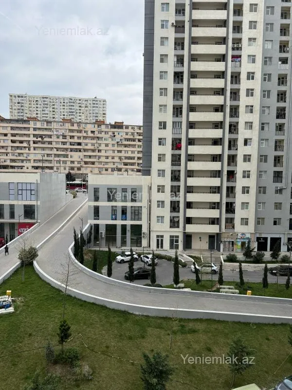 Satılır 4 otaqlı yeni tikili 155 m²