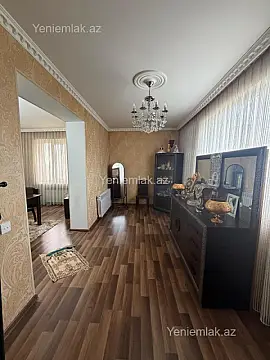 Satılır 5 otaqlı köhnə tikili 120 m²