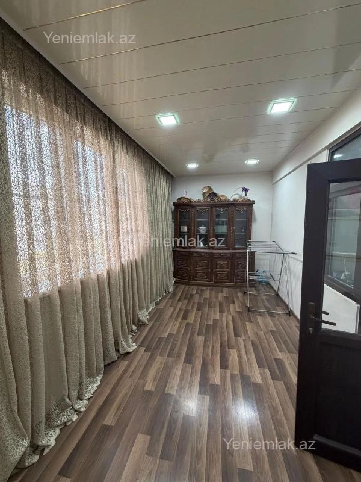 Satılır 5 otaqlı köhnə tikili 120 m²
